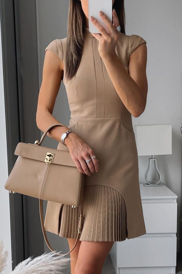 Military Style Cap Sleeve High Neck Patchwork Pleated Hem Mini Dress Hauptbild