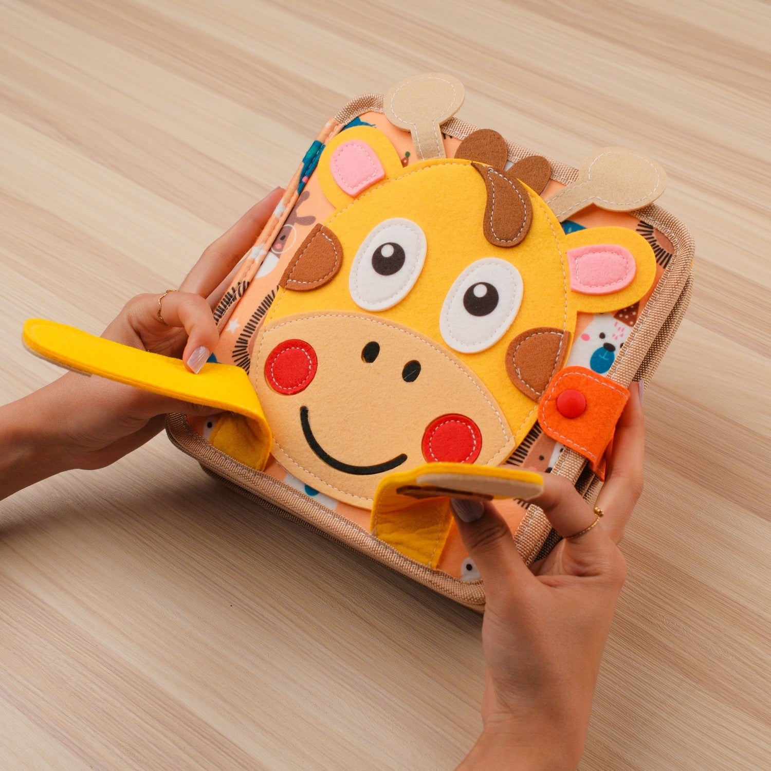 Giraffe Adventure Quiet Book — Peek-a-Boo Cover, Emotions & Colour Matching