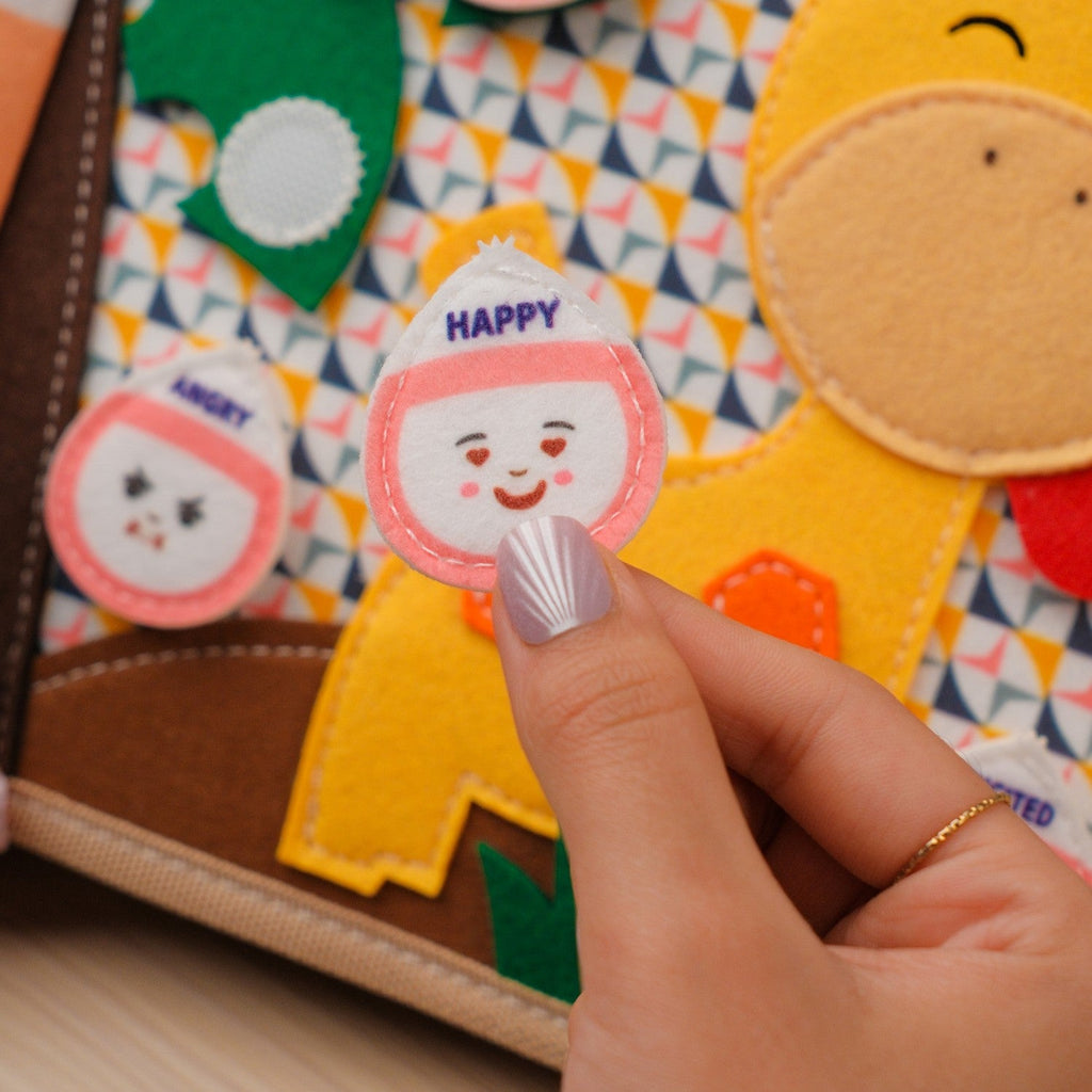 Giraffe Adventure Quiet Book — Peek-a-Boo Cover, Emotions & Colour Matching