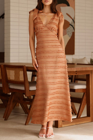 French retro gentle style elegant V-neck textured dress