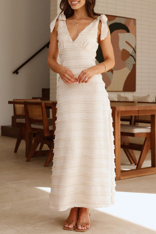French retro gentle style elegant V-neck textured dress