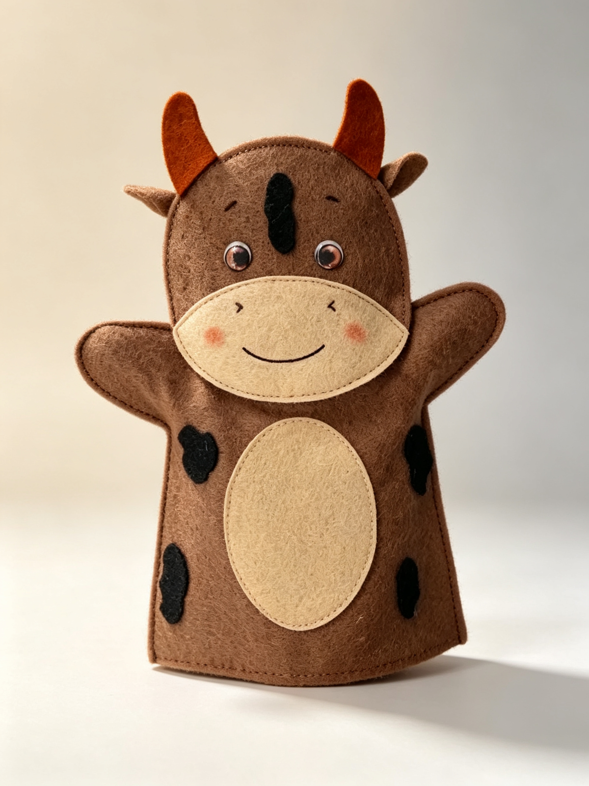 Set of 10 felt animal hand puppets: educational toys for story time and children's play.