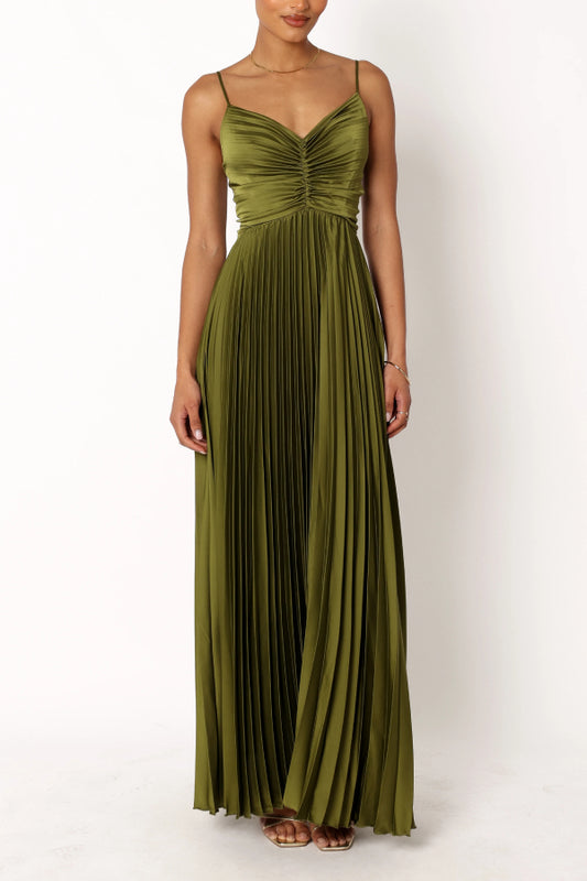 V-neck elegant suspender backless long pleated dress