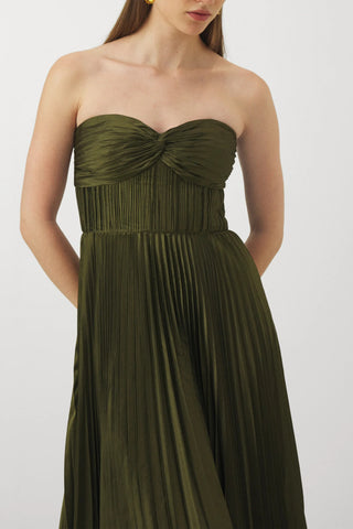 Pleated strapless dress