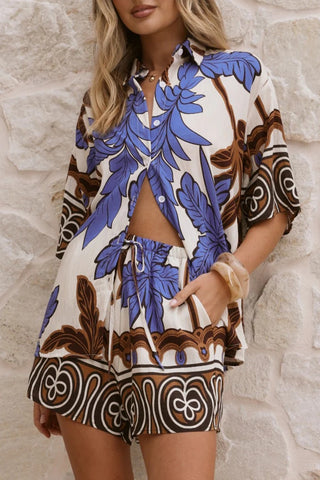 Women's Tropical Leaf Print 2-Piece Short Set - Short Sleeve Button Up Shirt & High Waisted Shorts for Summer Beach Vacation